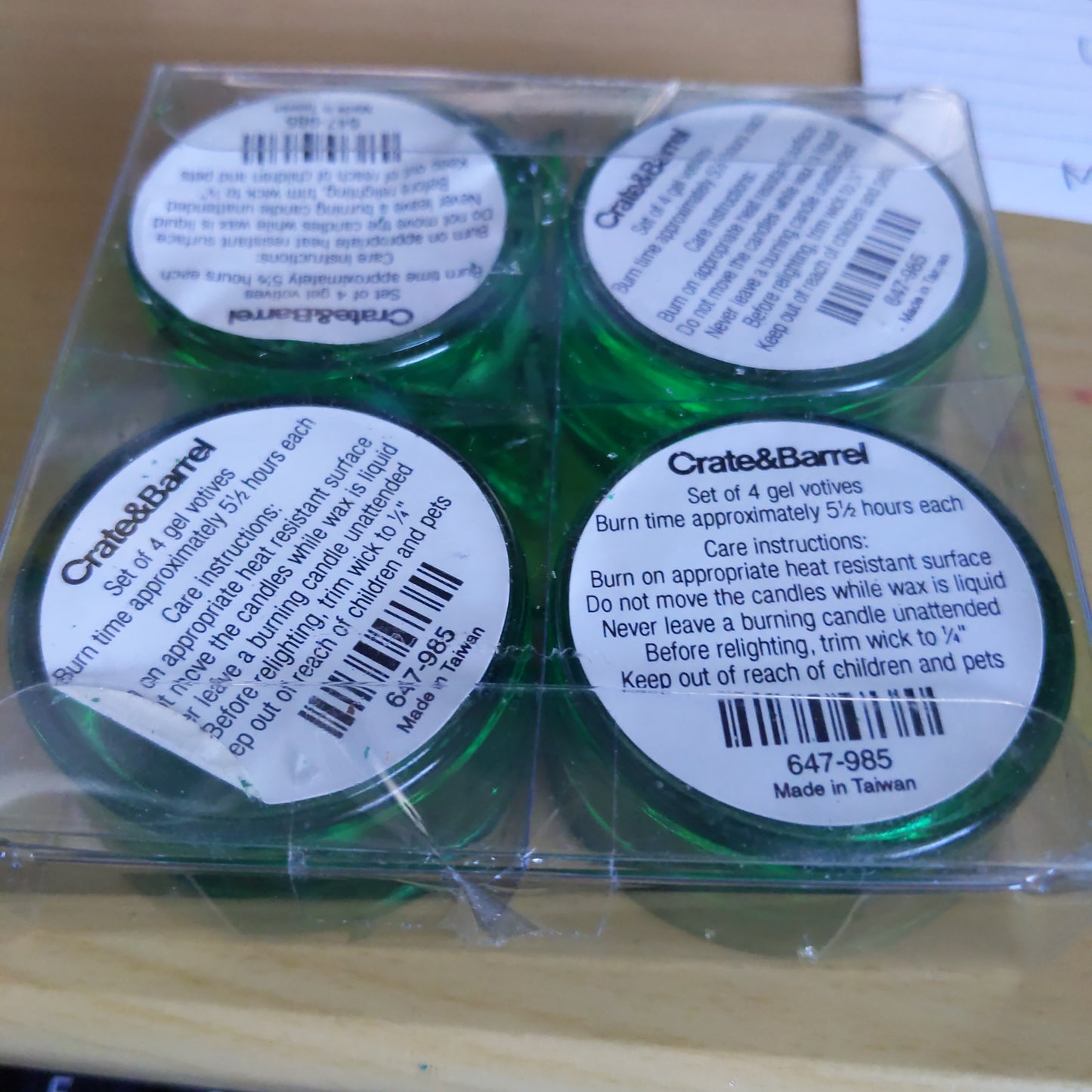 Crate & Barrel Gel Volitves