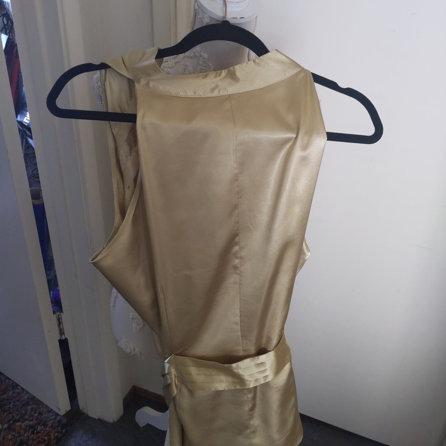 Ashley Stewart Gold Fancy Top Size 18
