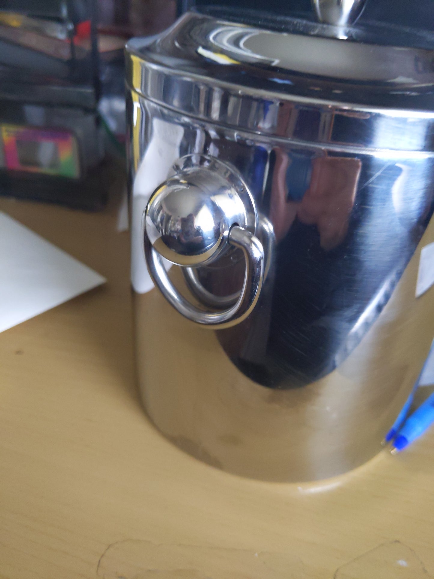 Mini Ice Container