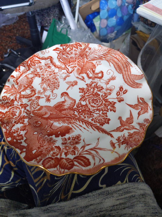 Red Aves Bird Collector Plate
