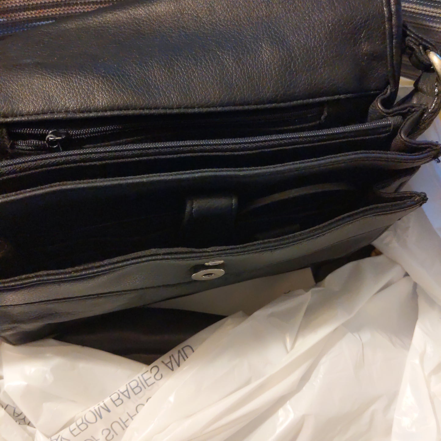 Remi Black Handbag