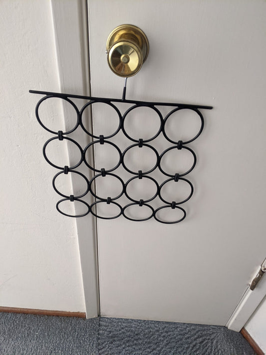 Round Hanging Scarf Holder