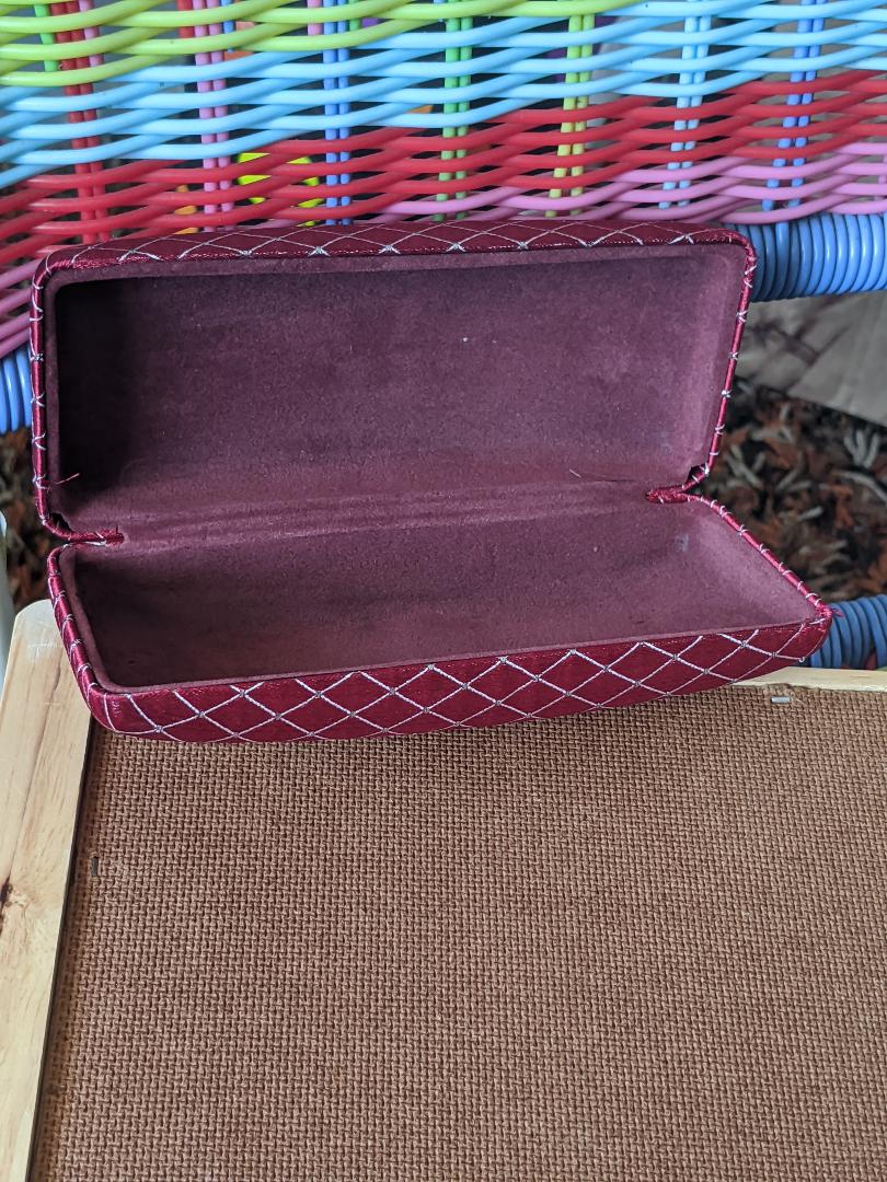 Red and Silver Eyeglass Holder