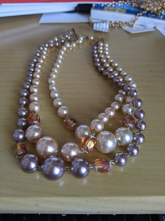 Triple Strand Pearl Necklace/Choker