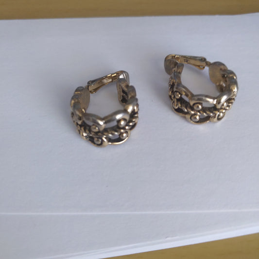 Unique Clip earrings