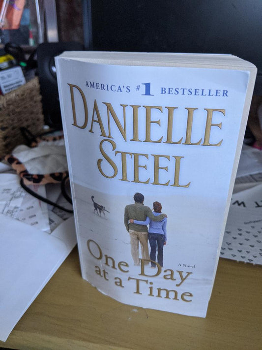 Danielle Steel One Day at a Time- A Novel