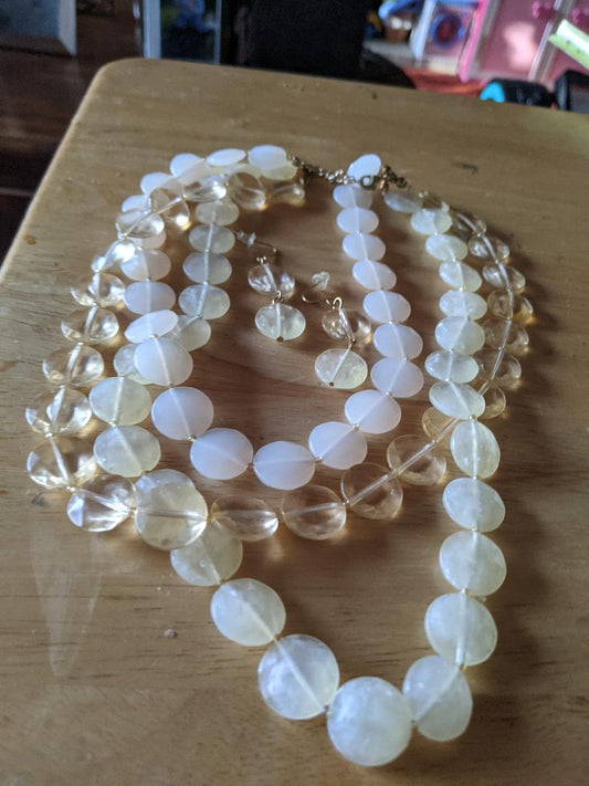 Light Yellow/Gold and White Beaded Set